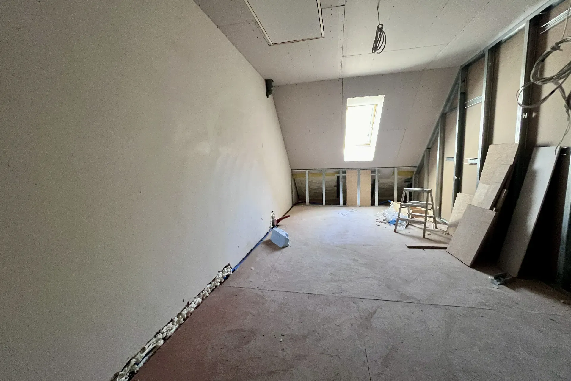 Dom W Stanie Deweloperskim 6