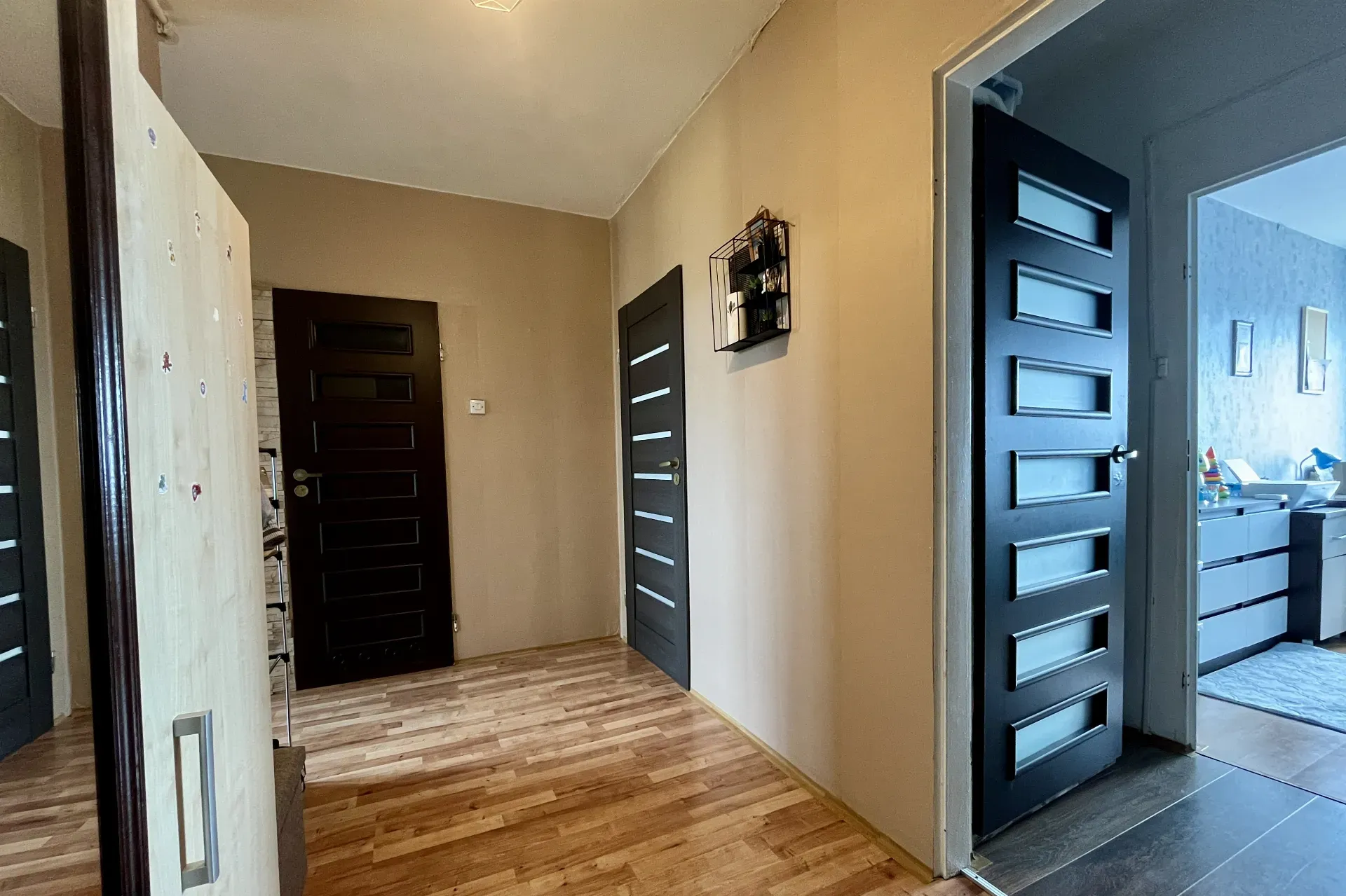 3 Pokoje do odświeżenia CO miejskie 4