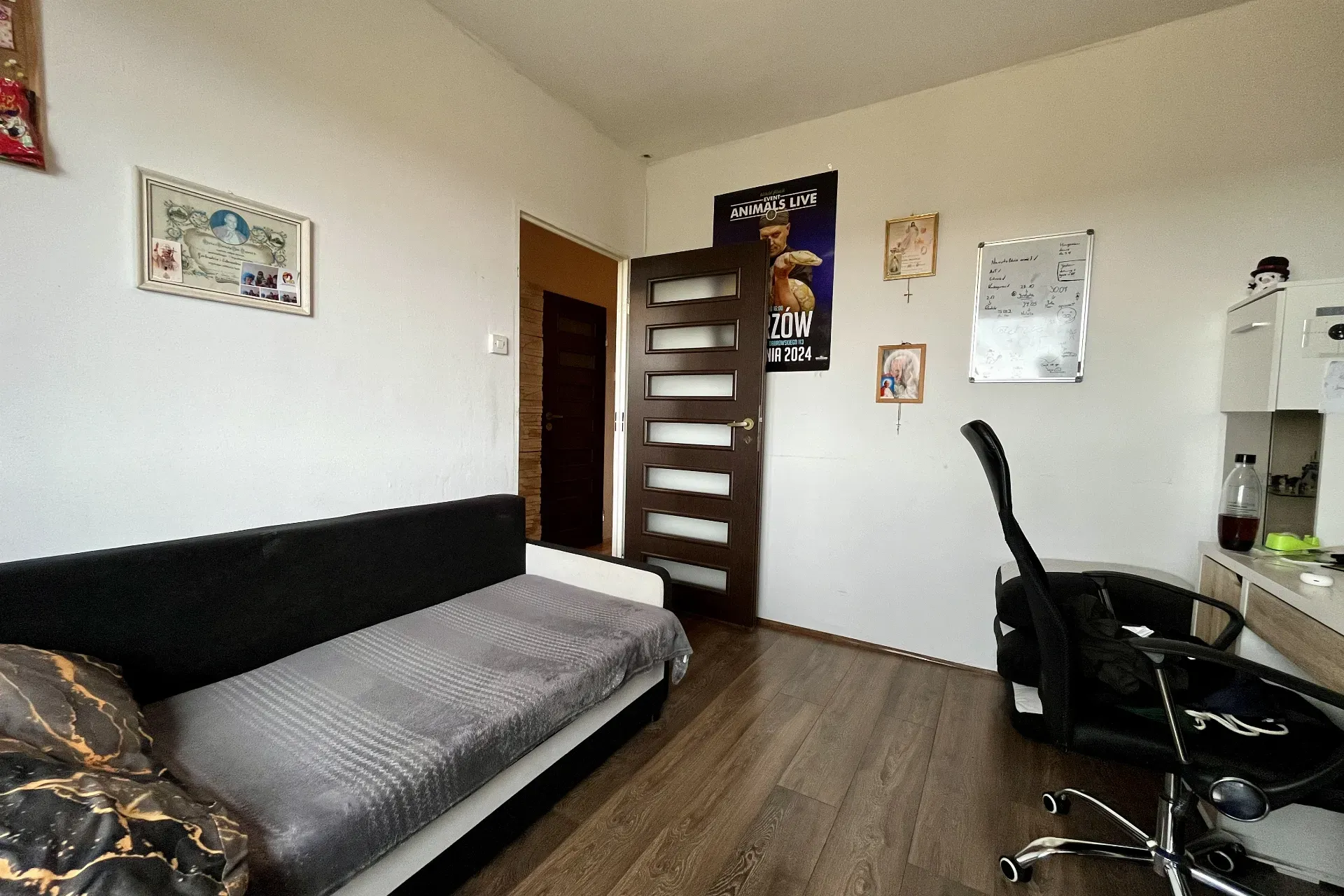 3 Pokoje do odświeżenia CO miejskie 9