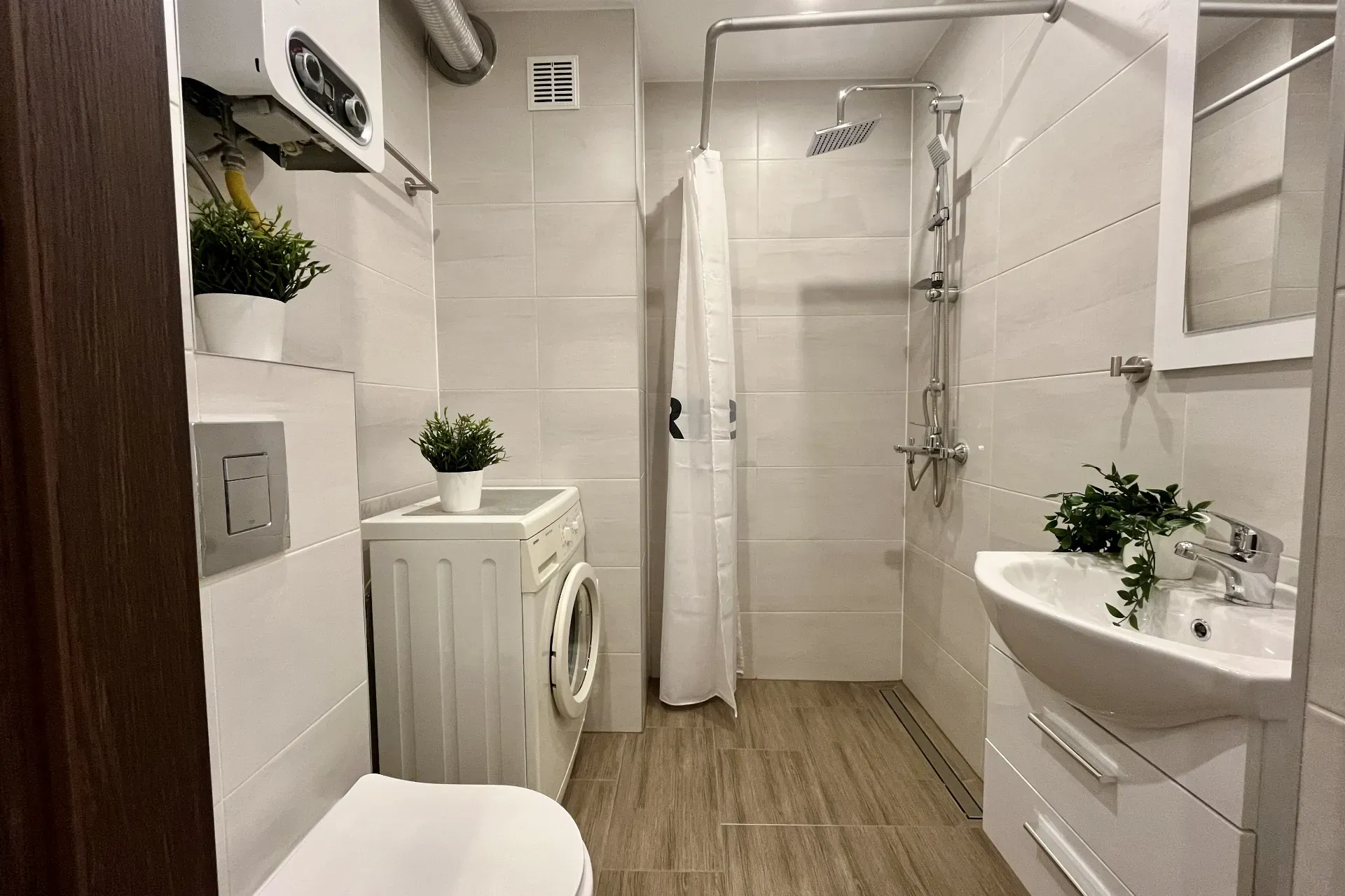 Kawalerka Po Remoncie CO miejskie Parking 9