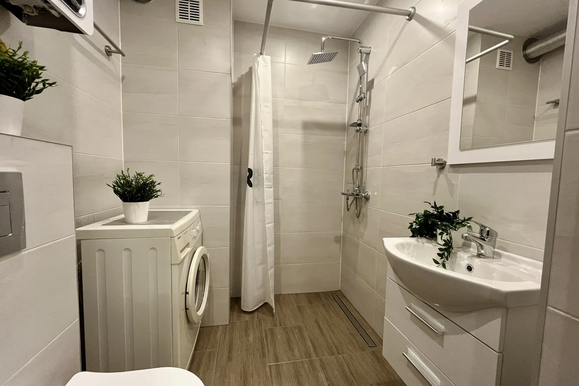 Kawalerka Po Remoncie CO miejskie Parking 14