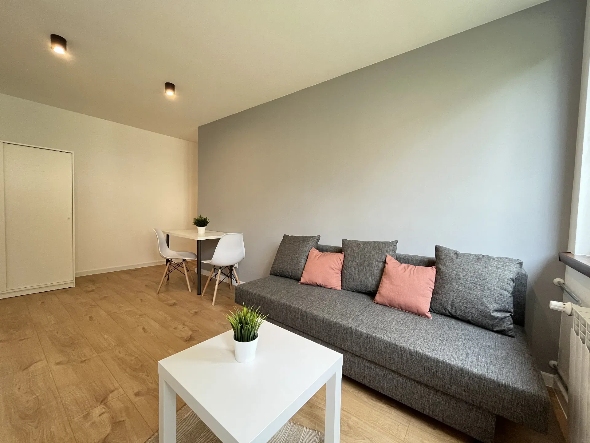 Kawalerka 28 m² Szombierki, ogrzewanie miejskie 18