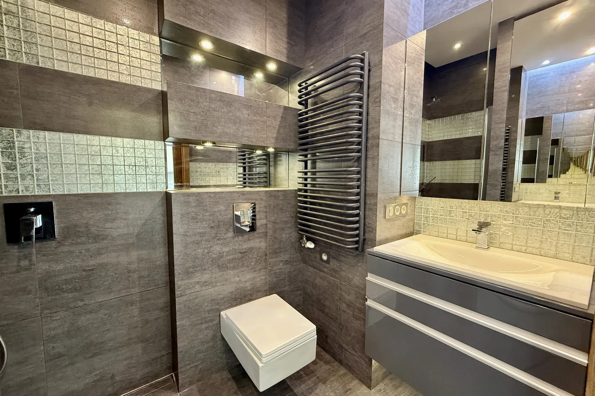 Tysiąclecia Kawalerka taras pełne wyposażenie 3