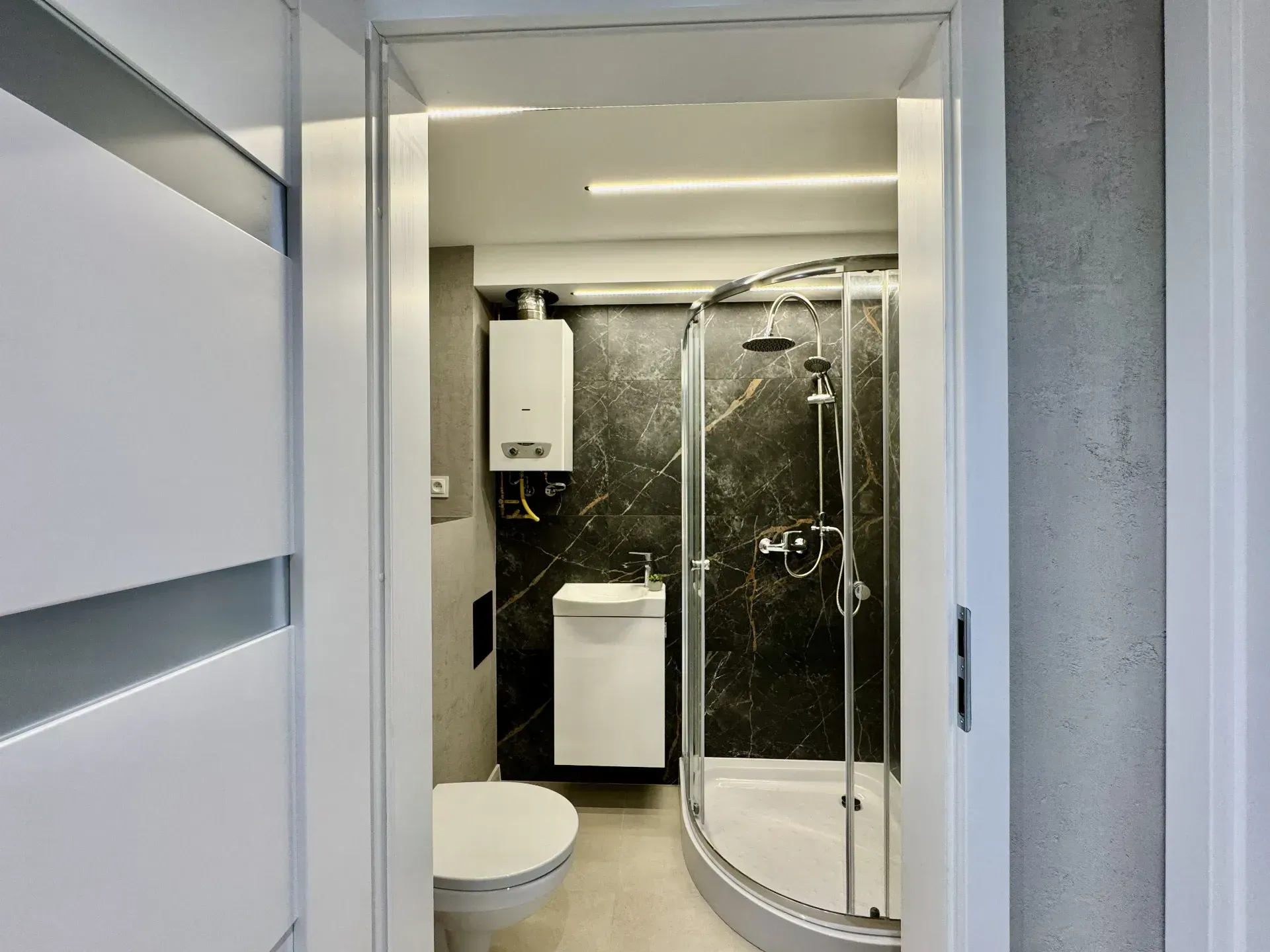 2 pokoje po remoncie 3