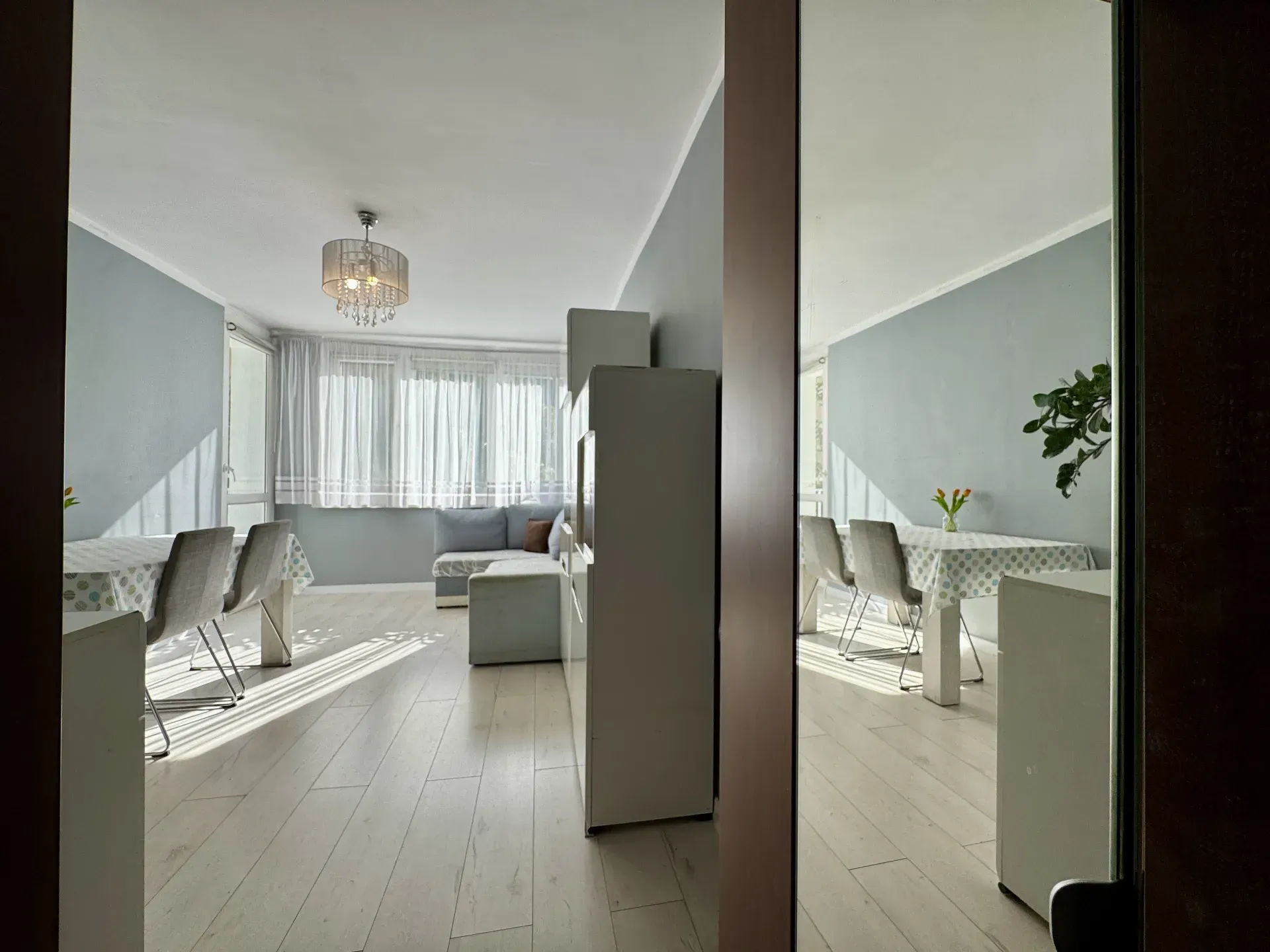 3 pokoje- ul. Wyzwolenia 1 piętro + balkon 2