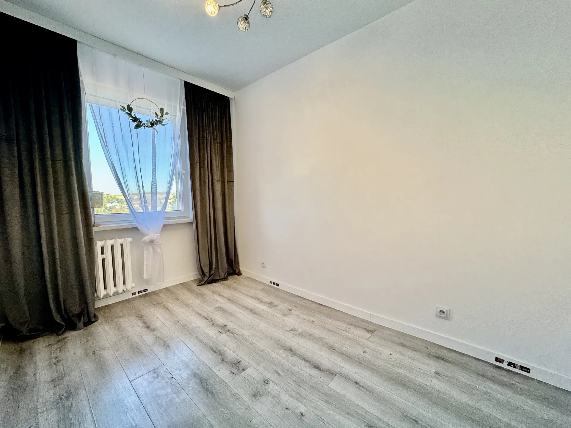 3 pokoje Po Remoncie z balkonem Od zaraz 12