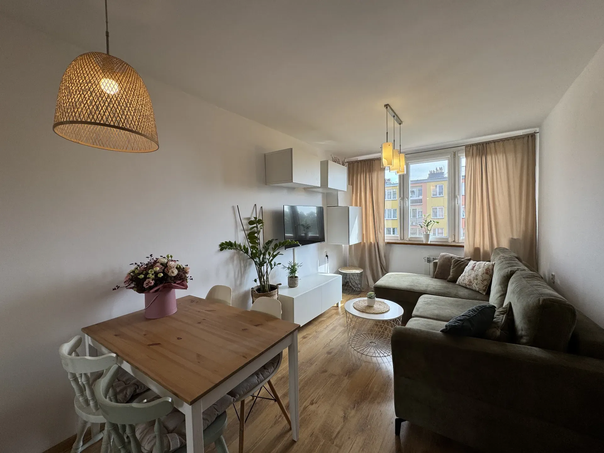 Piękne 2 pokojowe mieszkanie - Szombierki 12