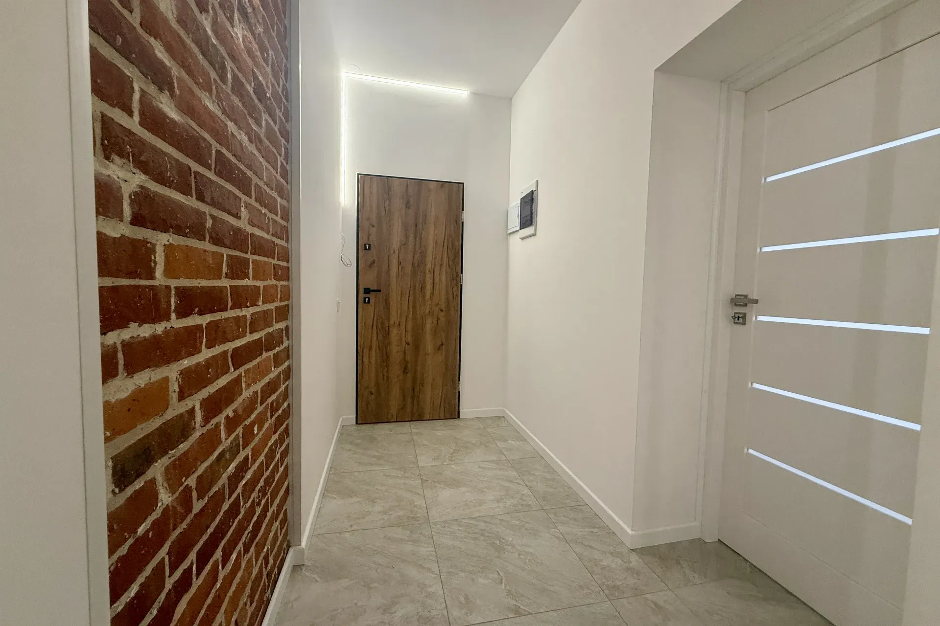 4 pokoje po generalnym remoncie i wysoki standard 13